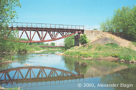 Мост через Яузу (2000)
